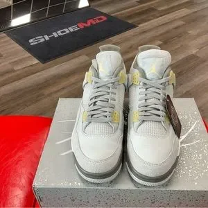 Jordan | Shoes | Air Jordan 4 Retro Drafted Sz 2 Used | Poshmark display picture 3